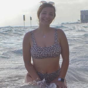 Meet your Posher, Christine